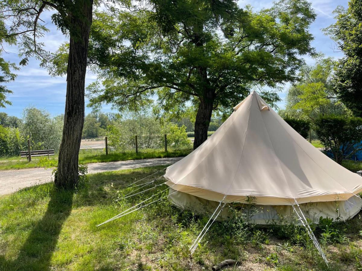 Camping Les Portes De Sancerre Saint-Satur Bagian luar foto
