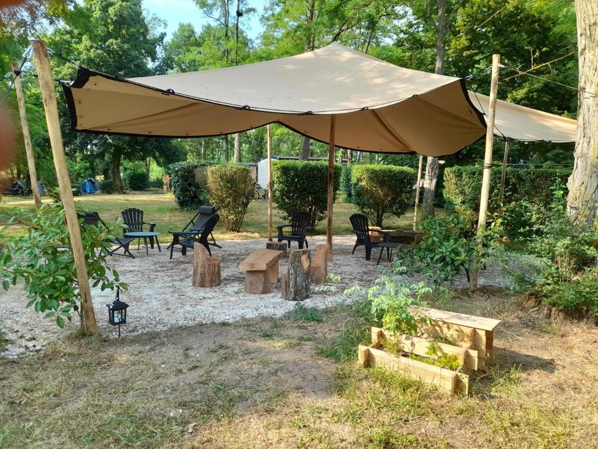Camping Les Portes De Sancerre Saint-Satur Bagian luar foto