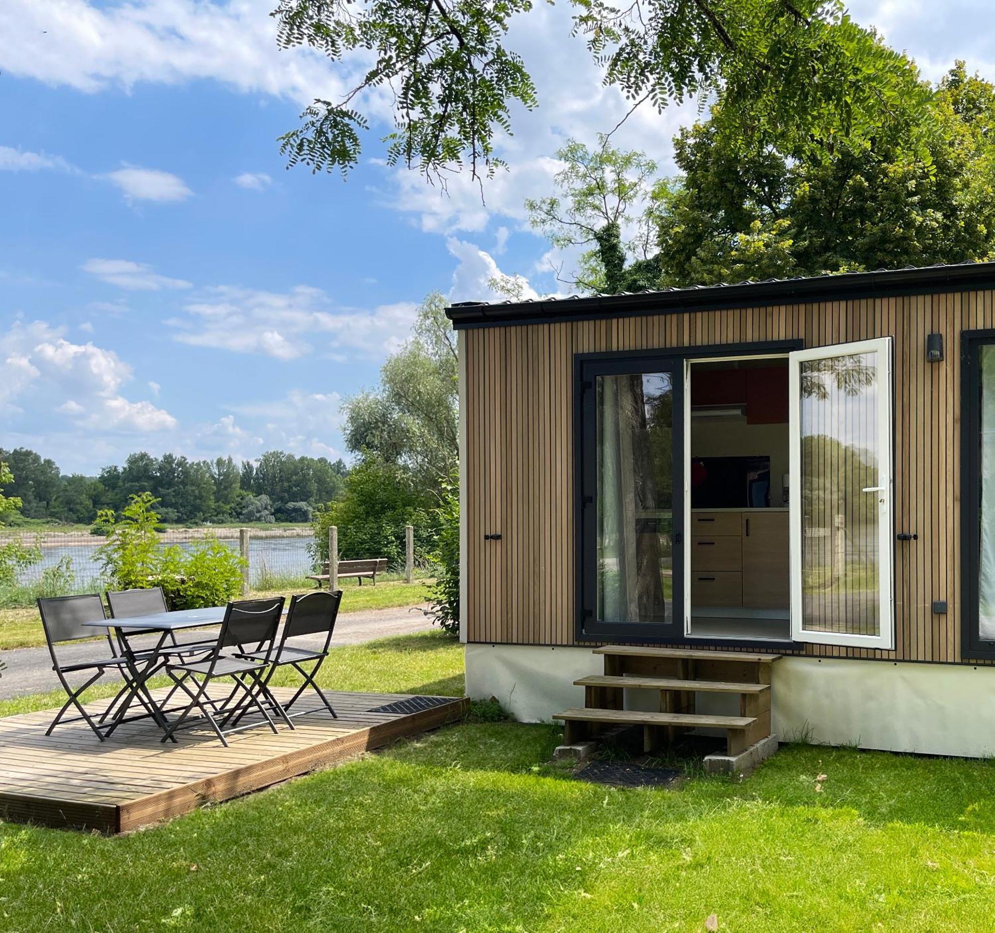 Camping Les Portes De Sancerre Saint-Satur Bagian luar foto